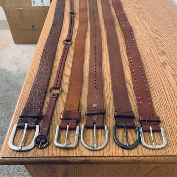 Lot of six (6) Abercrombie, Hollister, belts - Picture 5 of 7